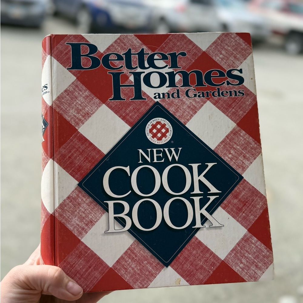 Vintage 1996 Better Homes and Gardens Red and White Checkered Cook Book